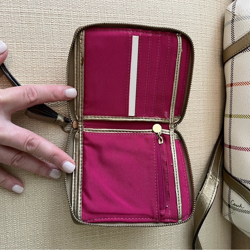 Coach Peyton Tattersall Crossbody Bag and Wallet Set - Picture 5 of 6